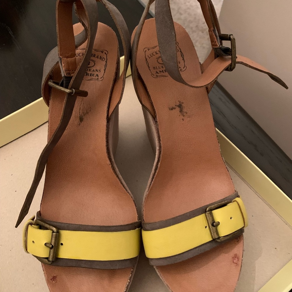 Lucky brand wedge heels size 10